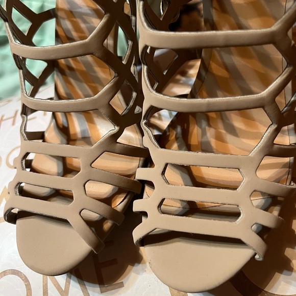 Nude color!! - Picture 5 of 7